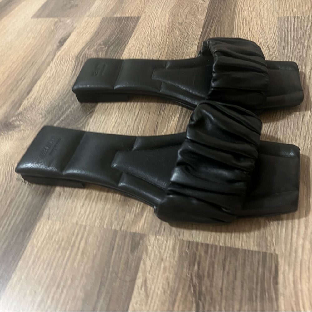 KHAITE Crete Black Ruched Napa Sandals Size 36.5 - Picture 4 of 6